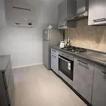 Authentic Home, 10 Min Walk To Historic Center & Waterfront בית נופש נאפולי