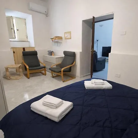 Authentic Home, 10 Min Walk To Historic Center & Waterfront Naples