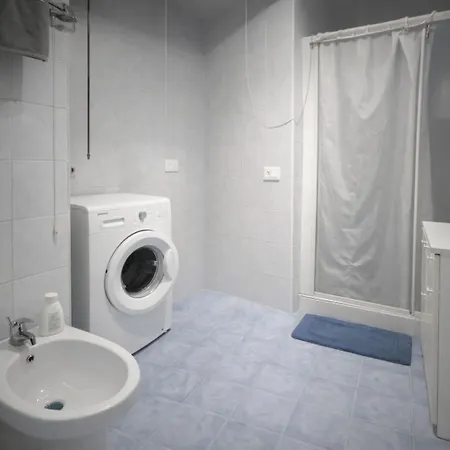 בית נופש Authentic Home, 10 Min Walk To Historic Center & Waterfront